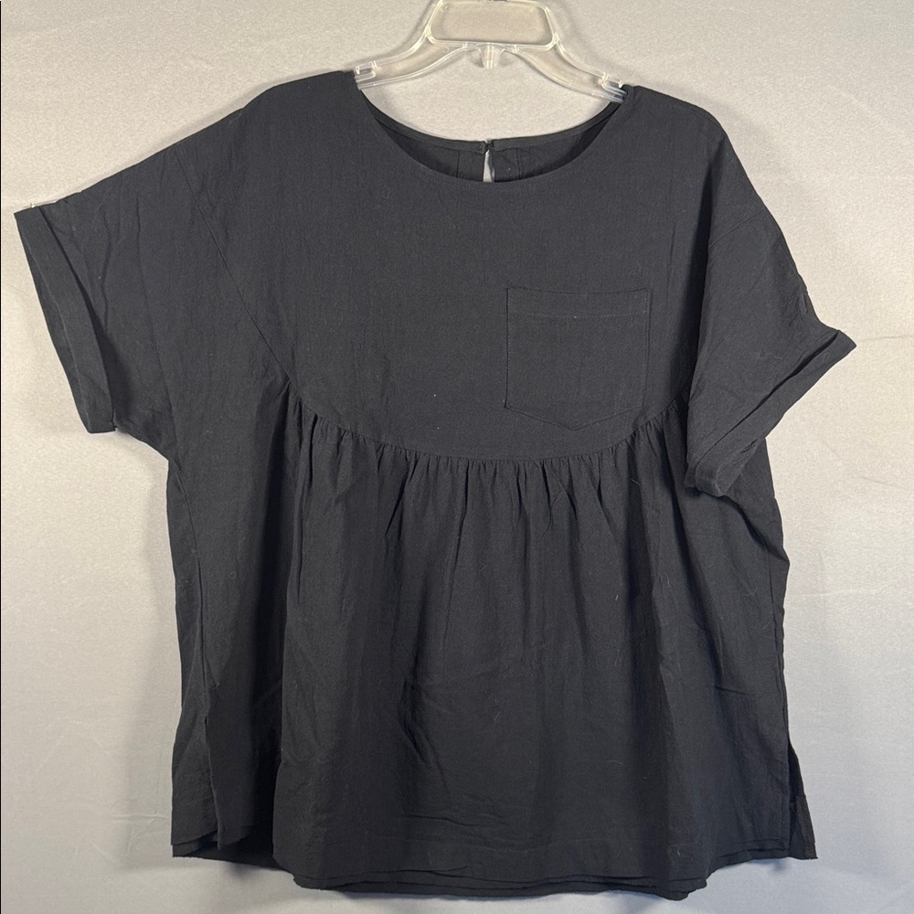 Black Women's casual relaxed fit top